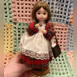 Bradley Dolls - Miss September - Classroom Student - Korea Vintage